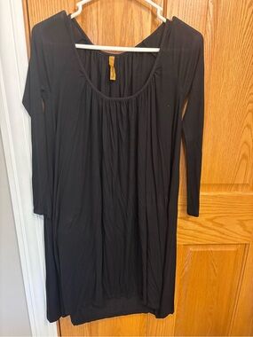 Rachel Pally Black Scoop-Neck Long Sleeve Dress